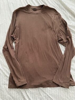SKIMS Boyfriend Long Sleeve Tee in Oxide